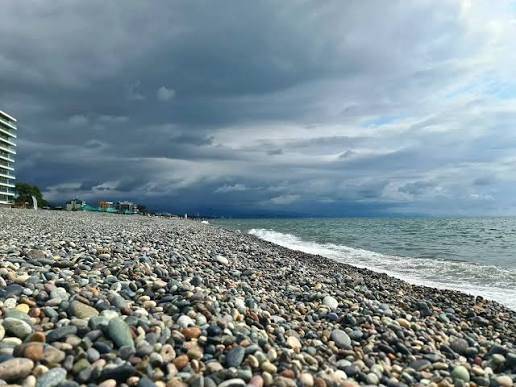 Quiet pebble beach — Gonio