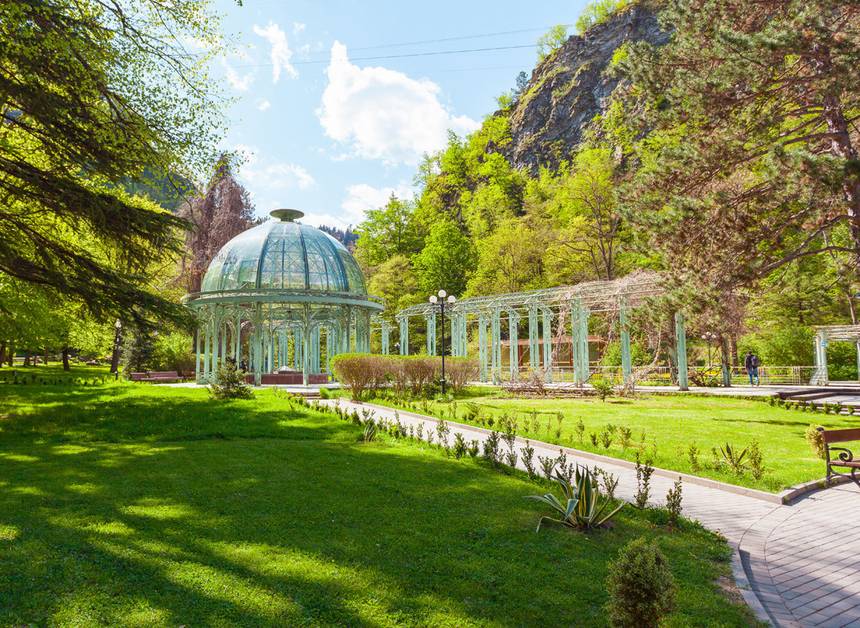 Borjomi Central Park & springs — Borjomi